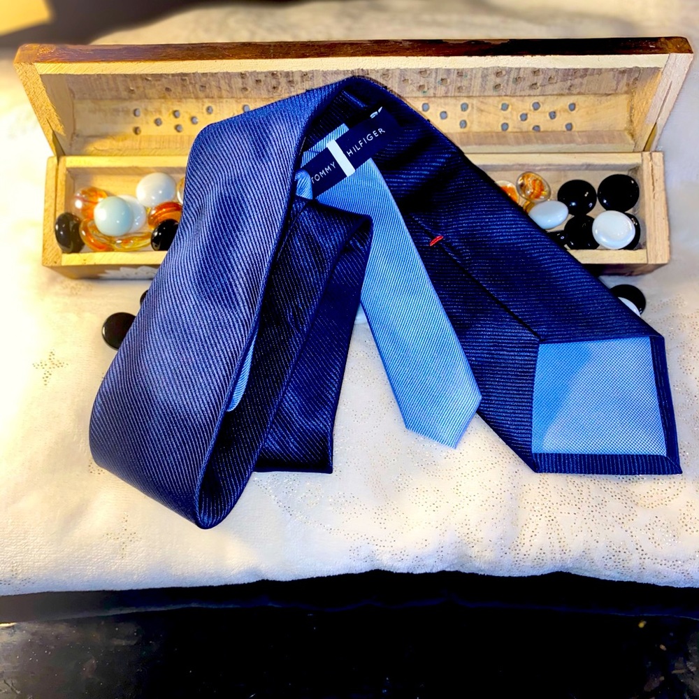 Tommy Hilfiger signature Tie!